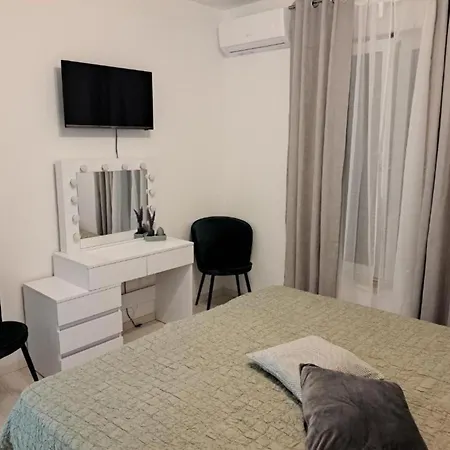 Willa Elegant Ilma With Pool