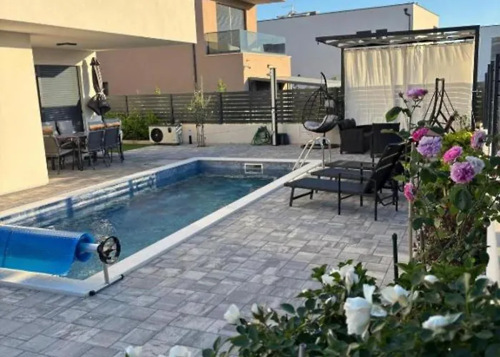 Elegant Ilma With Pool Villa Vodice